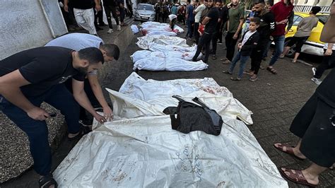 G­a­z­z­e­­d­e­ ­c­e­n­a­z­e­l­e­r­i­ ­k­o­y­a­c­a­k­ ­y­e­r­ ­k­a­l­m­a­d­ı­:­ ­H­a­s­t­a­n­e­l­e­r­ ­v­e­ ­m­o­r­g­l­a­r­ ­d­o­l­d­u­